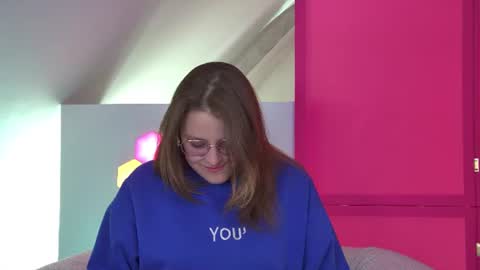 AlexaAvery online show from 06.16.26