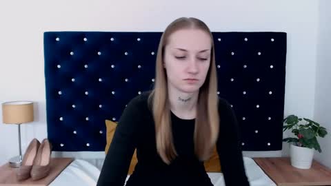 Snapshot of alexabigheart chatting on 12.09.24 Alexa with big heart 3 online show from 12.09.24