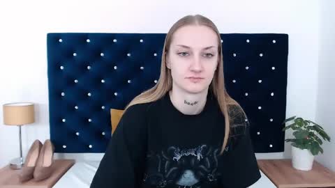 Snapshot of alexabigheart chatting on 01.27.25 Alexa with big heart 3 online show from 01.27.25