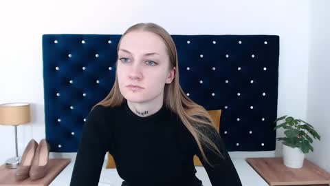 Snapshot of alexabigheart chatting on 01.29.25 Alexa with big heart 3 online show from 01.29.25