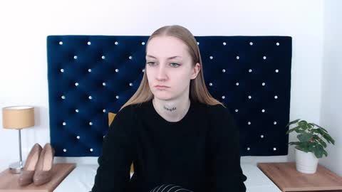 Snapshot of alexabigheart chatting on 01.31.25 Alexa with big heart 3 online show from 01.31.25