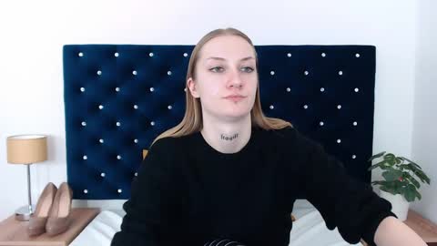 Snapshot of alexabigheart chatting on 01.31.25 Alexa with big heart 3 online show from 01.31.25