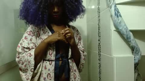 Snapshot of alexagons chatting on 03.09.25 alexagons online show from 03.09.25