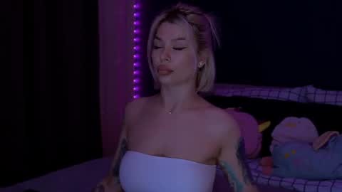 Alexa Mason online show from 06.30.26