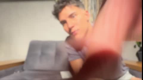 Snapshot of alexanddani chatting on 01.08.25 Alex Dani online show from 01.08.25