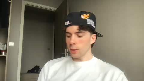 Snapshot of alexander0_ chatting on 02.26.26 Alexander online show from 02.26.26