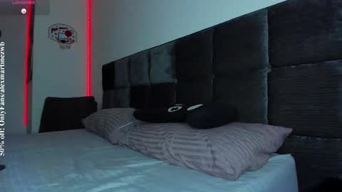 Onlyfansalexmartinezwb  Instagram alexwbmartinez  Twitter martinezcb937 online show from 11.15.25