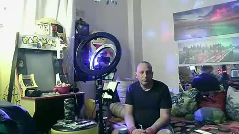 Snapshot of alexanderpatras chatting on 01.16.25 Alexander online show from 01.16.25