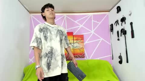 chicos hot online show from 01.24.25