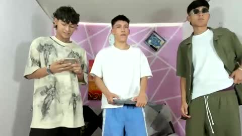 chicos hot online show from 02.02.25