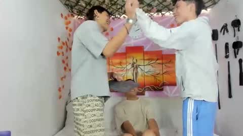 chicos hot online show from 02.17.25