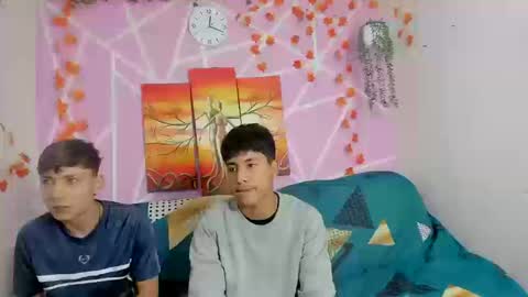 chicos hot online show from 10.16.25