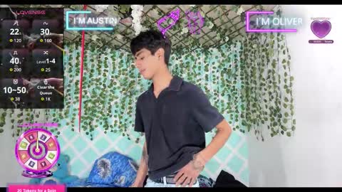 chicos hot online show from 11.27.25