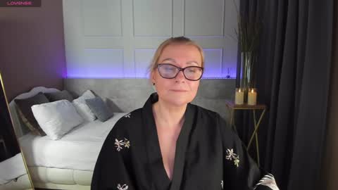 Alexandra online show from 12.12.24