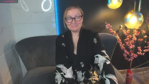 Alexandra online show from 12.22.24