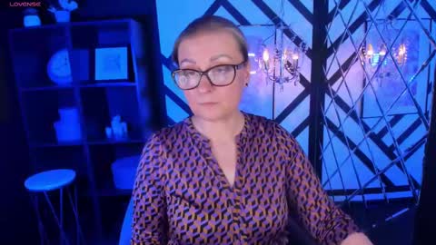 Alexandra online show from 03.03.25