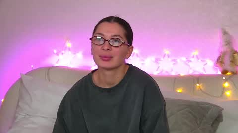 AlexandraBloom online show from 12.17.24