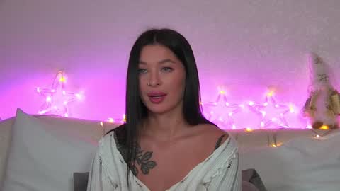 AlexandraBloom online show from 12.19.24