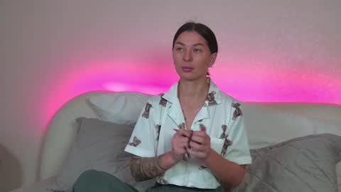 AlexandraBloom online show from 01.14.25