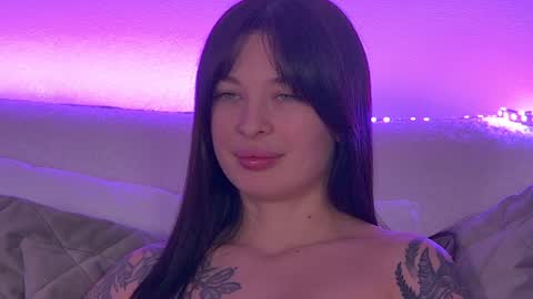 AlexandraBloom online show from 02.08.25