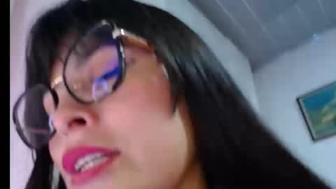 Snapshot of alexandrasaen chatting on 09.27.25 alexandrasaen online show from 09.27.25