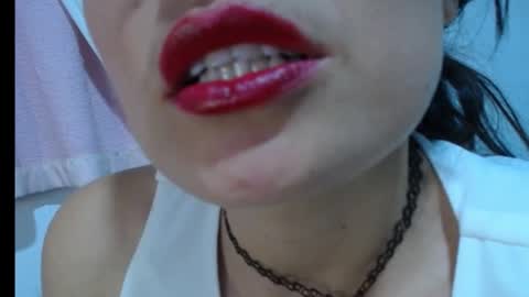 alexandrasaen online show from 11.12.25