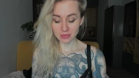 Snapshot of alexarush chatting on 12.29.24 alexarush online show from 12.29.24