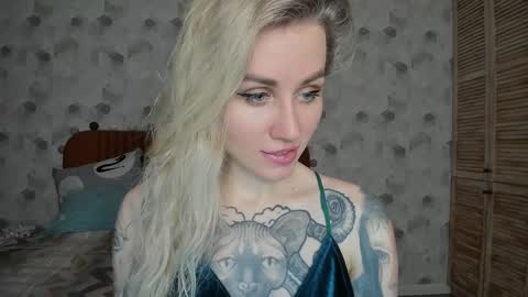 Snapshot of alexarush chatting on 01.12.25 alexarush online show from 01.12.25