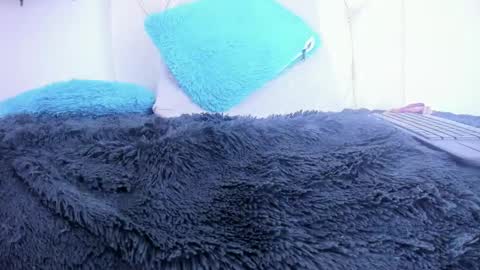 Alexa Smith  online show from 01.13.25