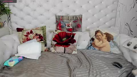 Snapshot of alexasmitt chatting on 01.12.25 Alexa online show from 01.12.25