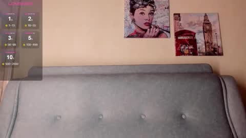 Snapshot of alexastevens chatting on 10.04.25 AlexaStevens online show from 10.04.25