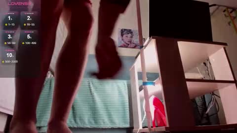 Snapshot of alexastevens chatting on 10.30.25 AlexaStevens online show from 10.30.25