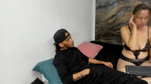 Snapshot of alexayblake chatting on 10.13.25 alexayblake online show from 10.13.25