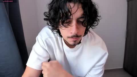 alexfloreszzz online show from 05.12.26