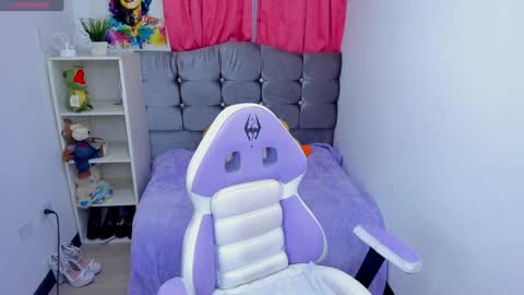 Snapshot of alexia_dussan chatting on 12.03.24 alexia_dussan online show from 12.03.24