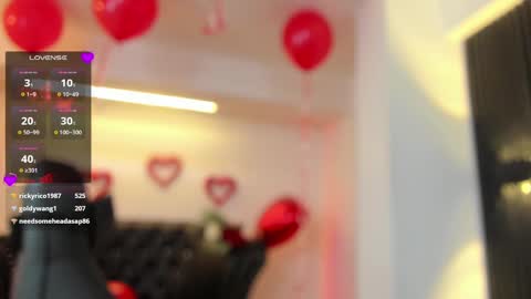 Snapshot of alexiacooperr chatting on 02.19.25 Alexiaa Online 1430 to 2100 GMT-5 online show from 02.19.25