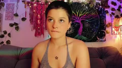 Snapshot of alexiafisher_ chatting on 10.18.25 Alex online show from 10.18.25