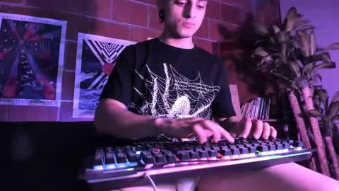 Alexi Jacobs online show from 09.11.25