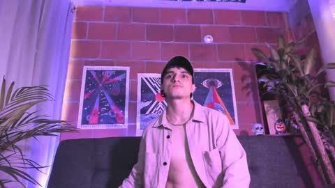 Alexi Jacobs online show from 10.01.25