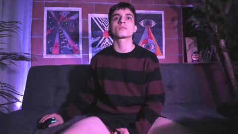 Alexi Jacobs online show from 10.08.25