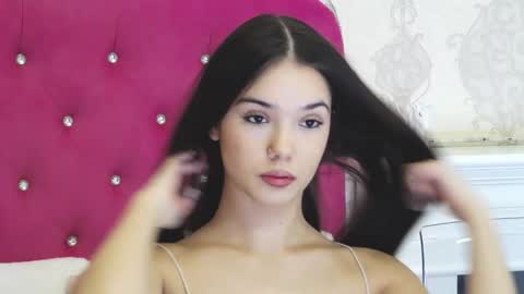 Snapshot of alexisdevine chatting on 01.19.26 alexisdevine online show from 01.19.26