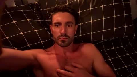 Snapshot of alexlive1 chatting on 10.02.25 alexlive1 online show from 10.02.25