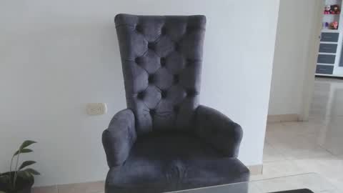 Snapshot of alexmaximuss chatting on 12.21.24 Maximuss online show from 12.21.24