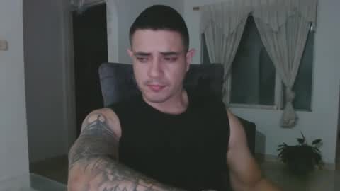 Snapshot of alexmaximuss chatting on 02.10.25 Maximuss online show from 02.10.25