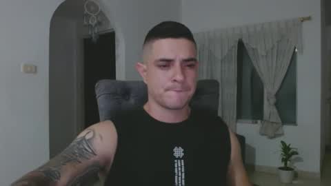 Snapshot of alexmaximuss chatting on 03.10.25 Maximuss online show from 03.10.25