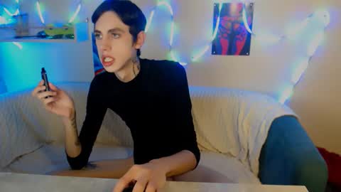 alexnaughty14 online show from 10.04.25