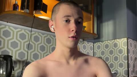 Snapshot of alexwos chatting on 12.14.24 Alex online show from 12.14.24