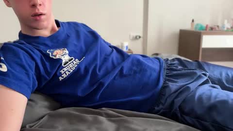 Snapshot of alexwos chatting on 09.24.25 Alex online show from 09.24.25