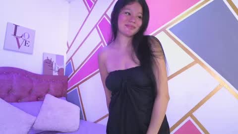Snapshot of alexxa_cutie chatting on 05.11.26 Alexxa online show from 05.11.26