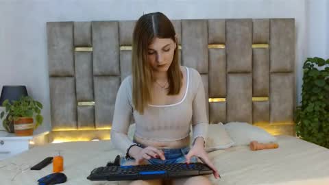 ALEXANDRA online show from 03.04.25